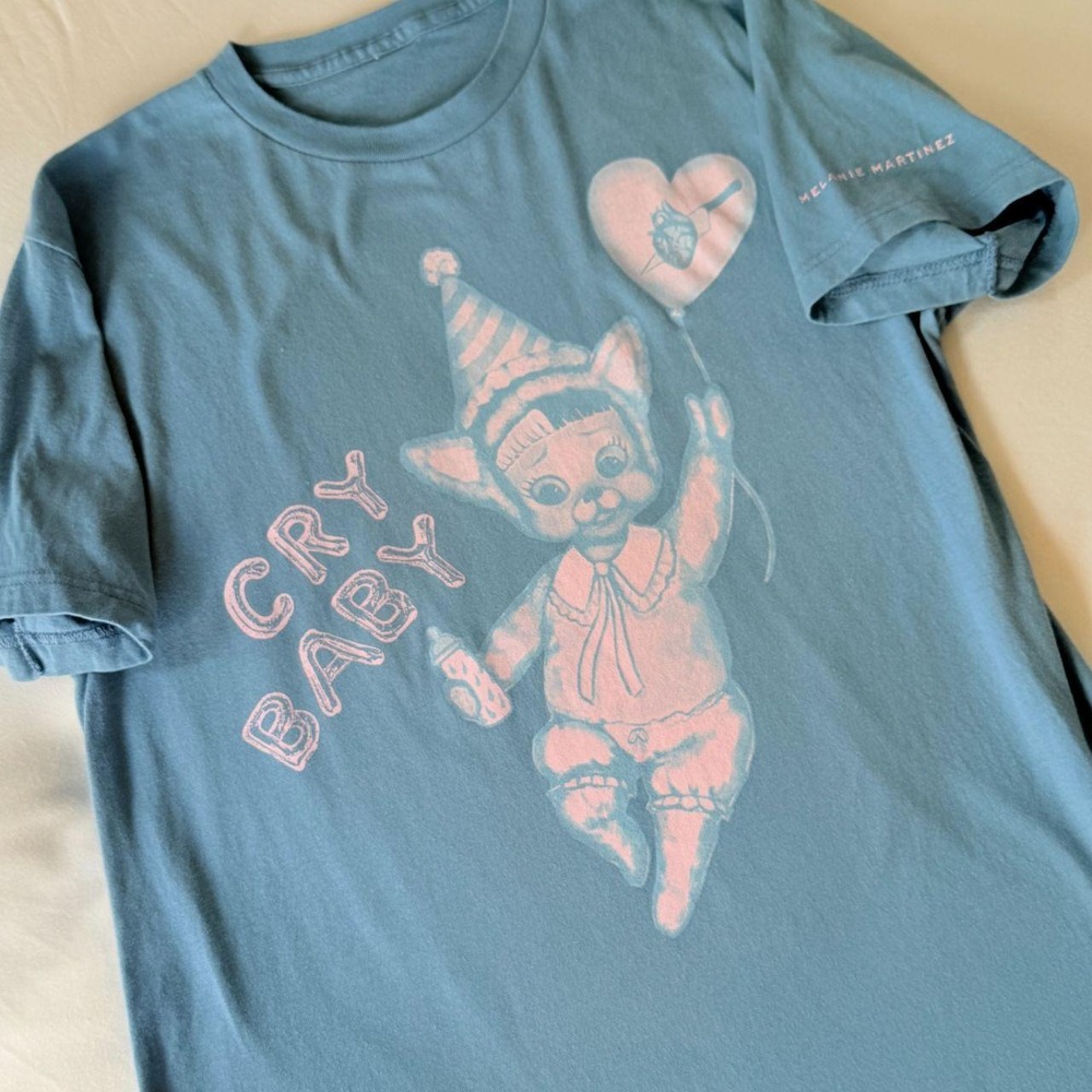 Melanie Martinez Cry Baby 10th Anniversary Blue Balloon Graphic T-Shirt Medium